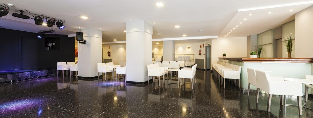 Globales Palmanova Hotel ภายนอก รูปภาพ