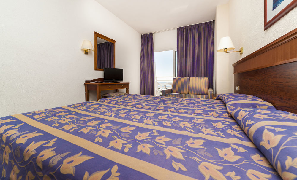 Globales Palmanova Hotel ภายนอก รูปภาพ