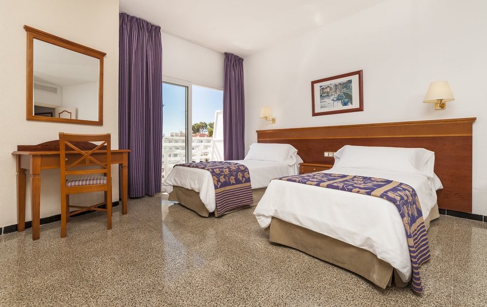 Globales Palmanova Hotel ภายนอก รูปภาพ