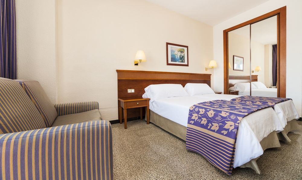 Globales Palmanova Hotel ภายนอก รูปภาพ