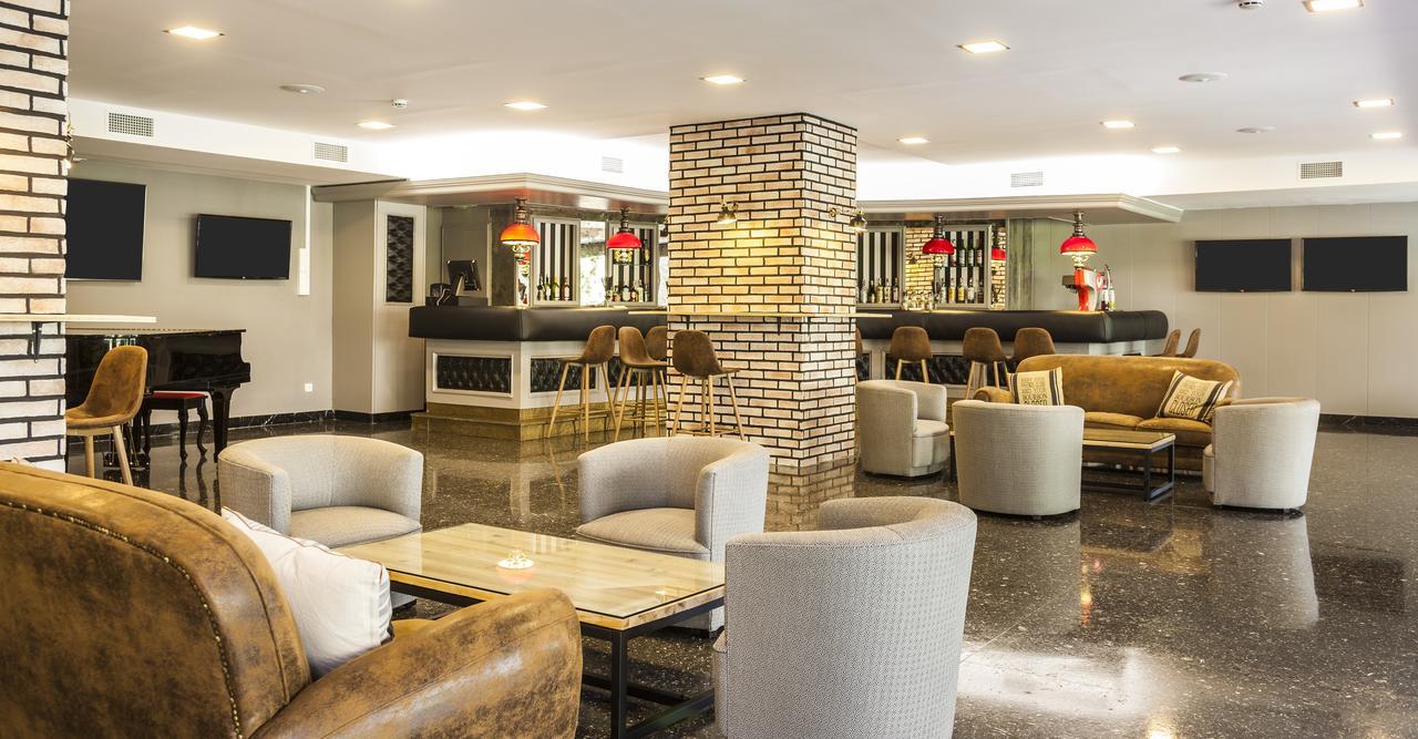 Globales Palmanova Hotel ภายนอก รูปภาพ